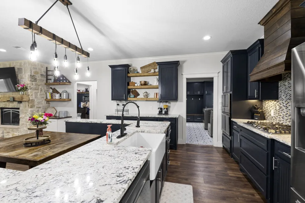137 County Road 3351 Paradise, TX 76073