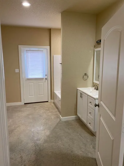 137 County Road 3351 Paradise, TX 76073