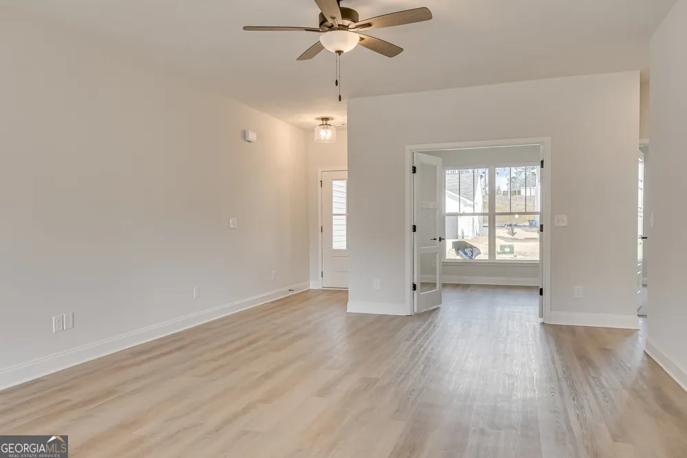 204 Palmetto Loop Vidalia, GA 30474