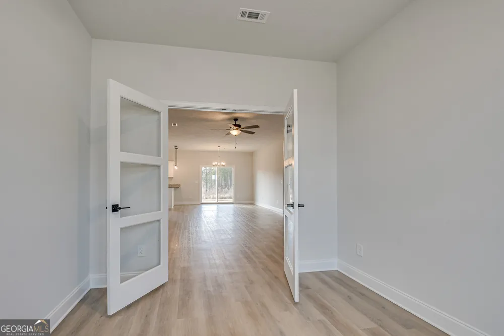204 Palmetto Loop Vidalia, GA 30474