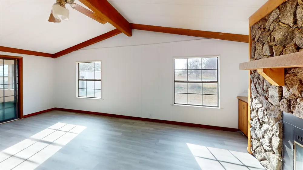 1105 Westmoreland Mason, TX 76856