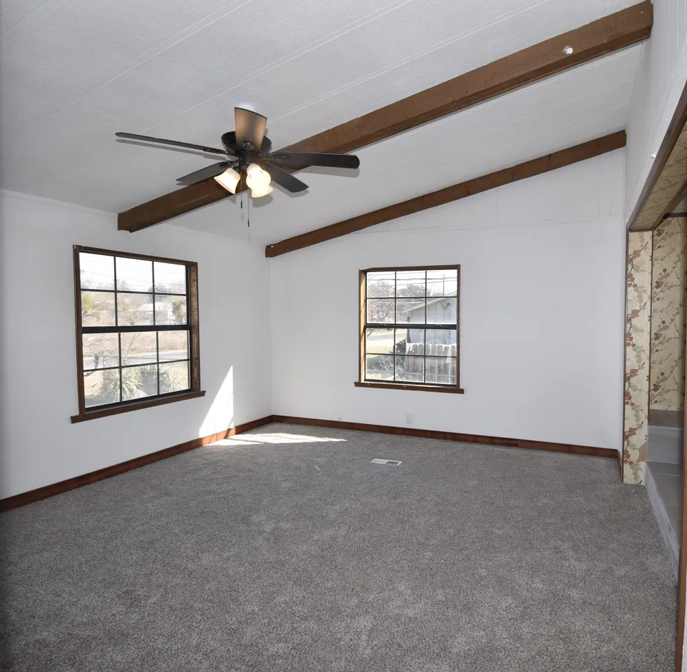 1105 Westmoreland Mason, TX 76856