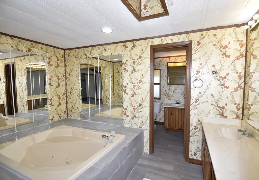 1105 Westmoreland Mason, TX 76856