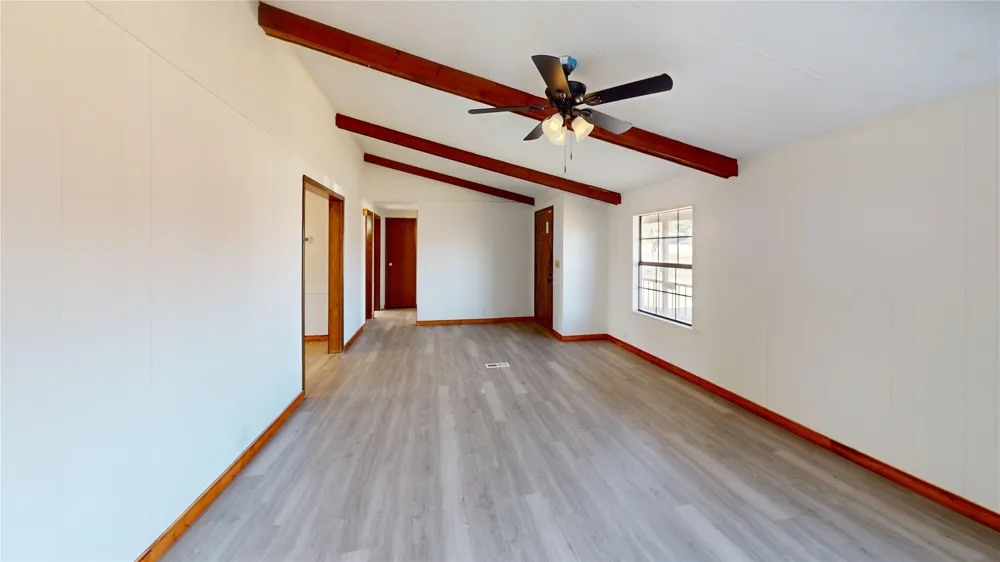 1105 Westmoreland Mason, TX 76856