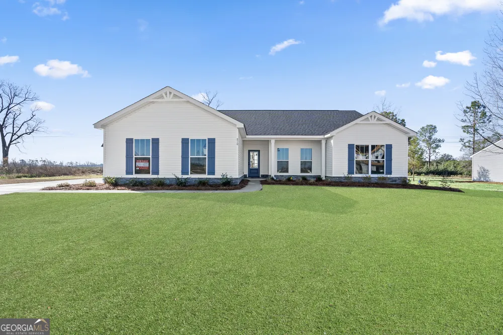 208 Palmetto Loop Vidalia, GA 30474
