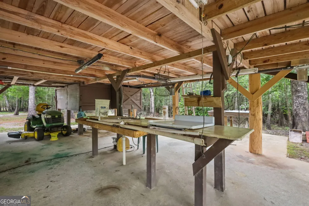 10 Cabin RD Nahunta, GA 31553