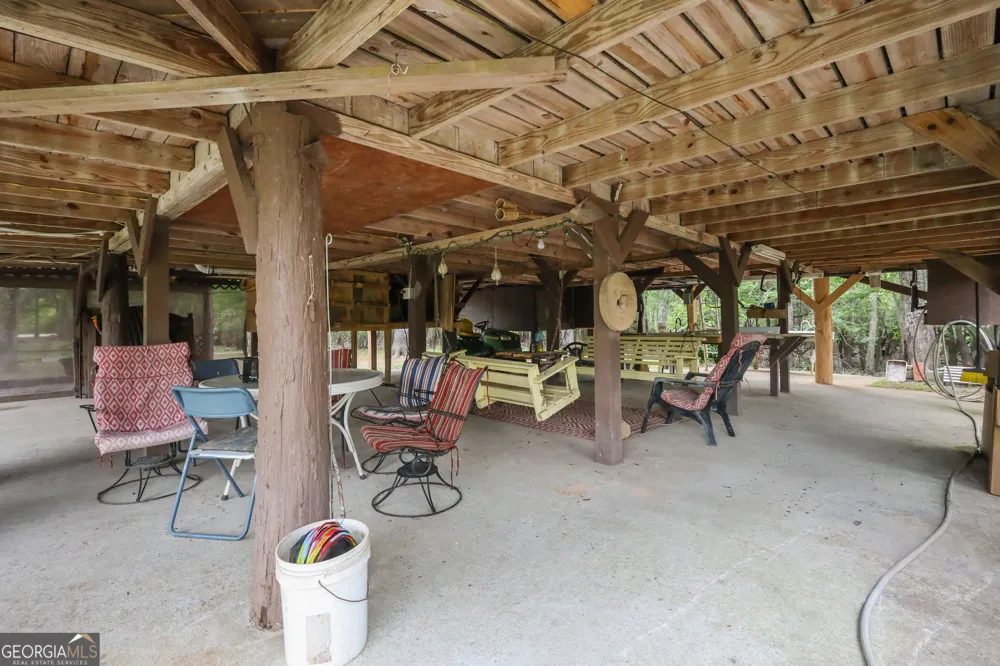 10 Cabin RD Nahunta, GA 31553