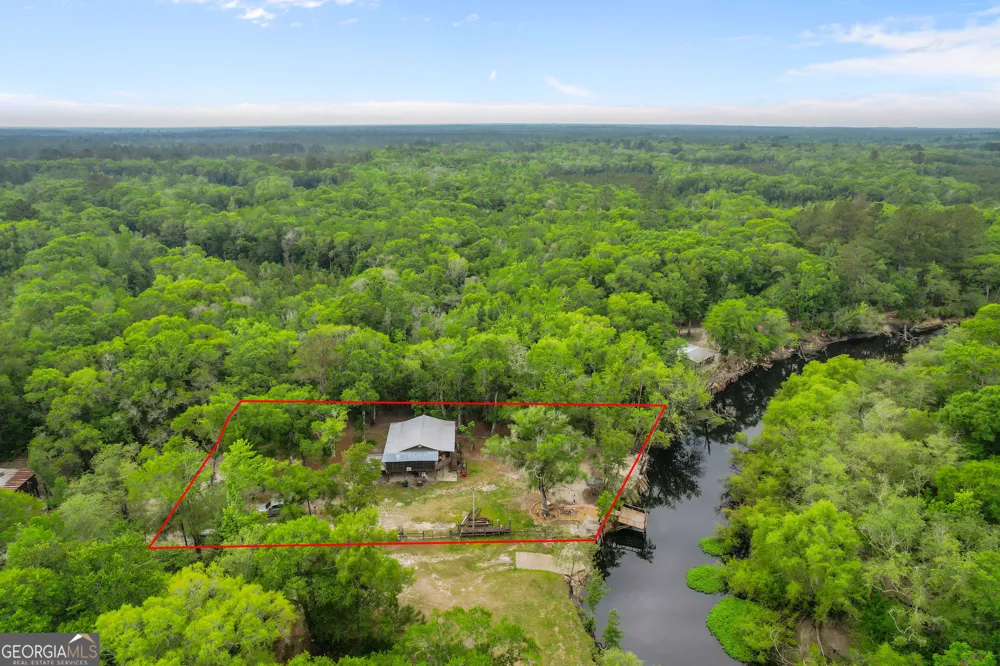 10 Cabin RD Nahunta, GA 31553