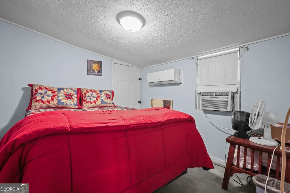 10 Cabin RD Nahunta, GA 31553