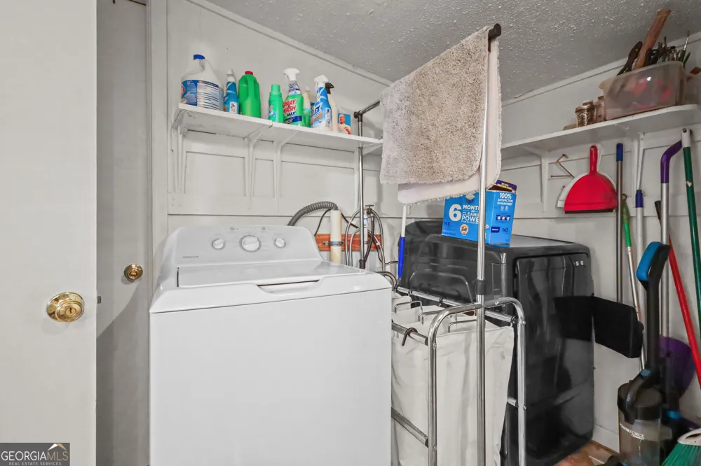 10 Cabin RD Nahunta, GA 31553