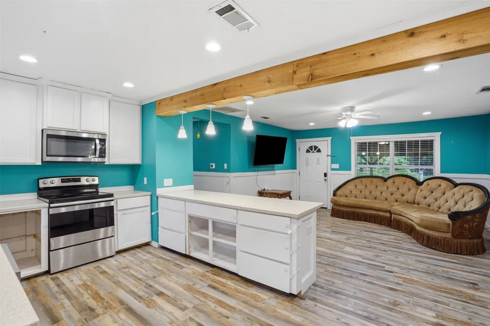 1724 E Crestway Drive West Tawakoni, TX 75474