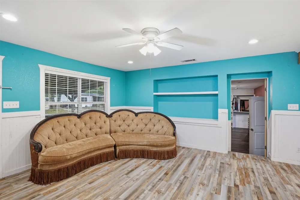 1724 E Crestway Drive West Tawakoni, TX 75474