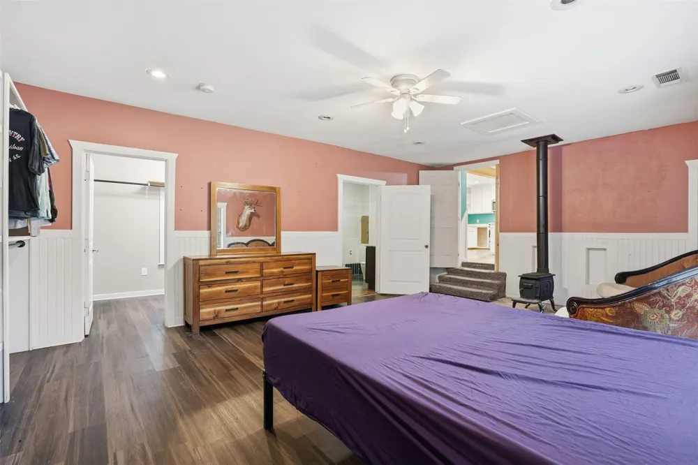 1724 E Crestway Drive West Tawakoni, TX 75474