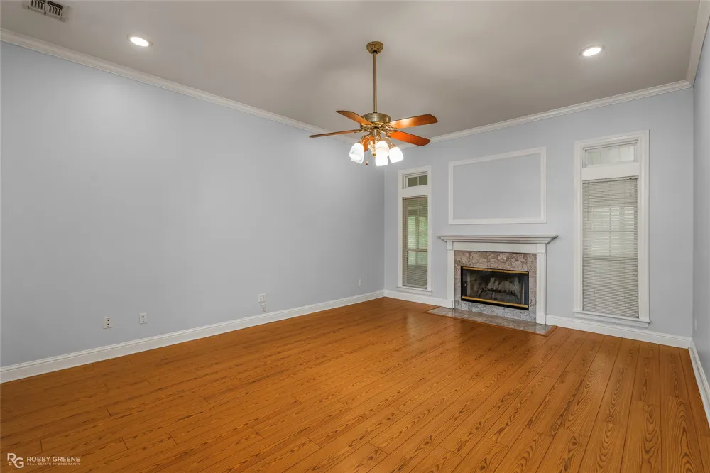 210 Country Club Drive Benton, LA 71006