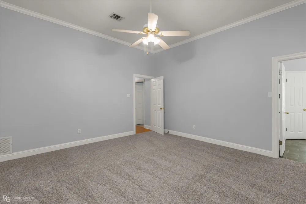210 Country Club Drive Benton, LA 71006