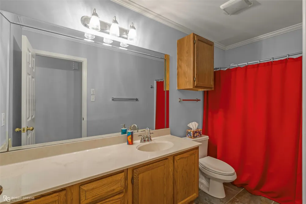 210 Country Club Drive Benton, LA 71006