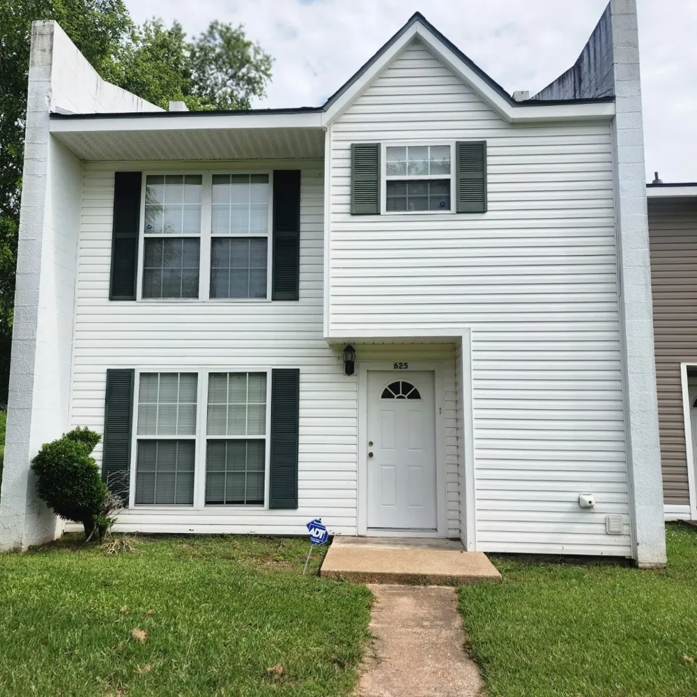 625 Woodyard Natchitoches, LA 71457