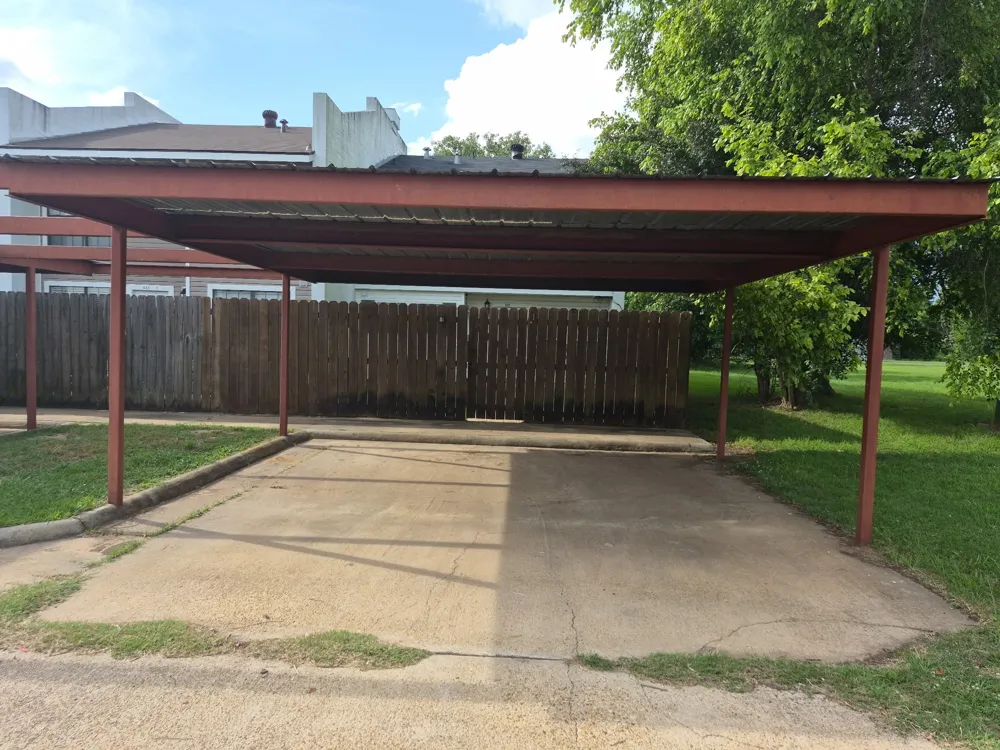 625 Woodyard Natchitoches, LA 71457