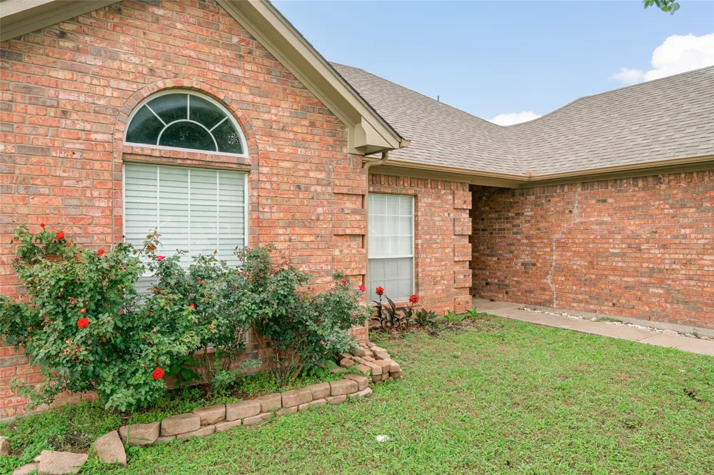 408 Sunshine Trail Bells, TX 75414