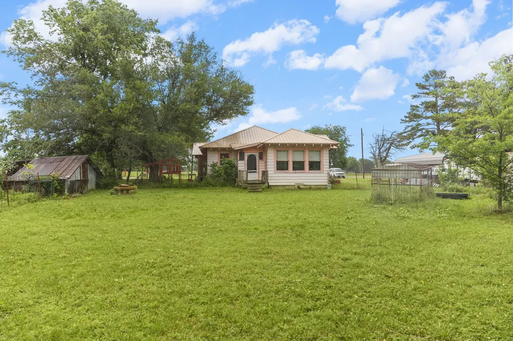 419 W Main Street Pecan Gap, TX 75469