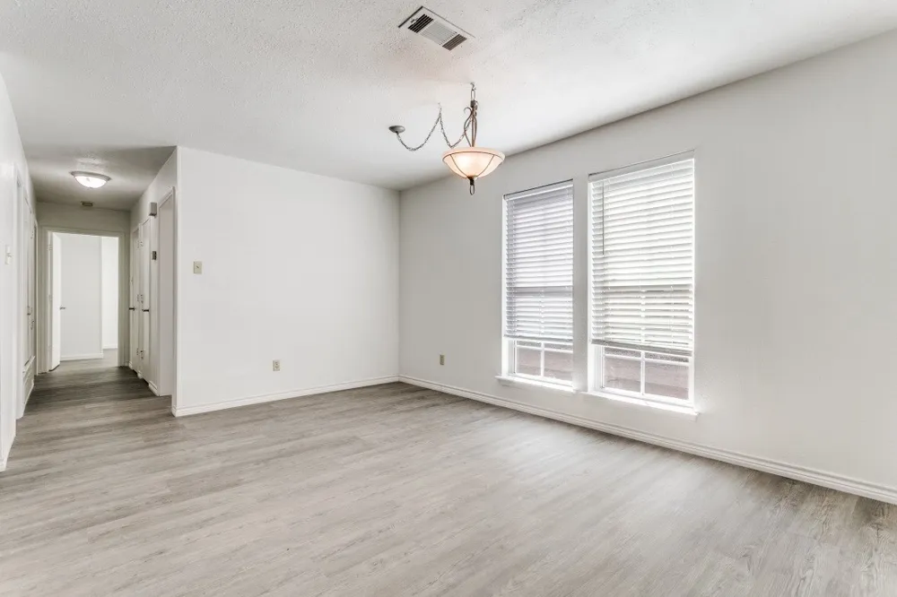 2121 Stone Moss Lane Grapevine, TX 76051