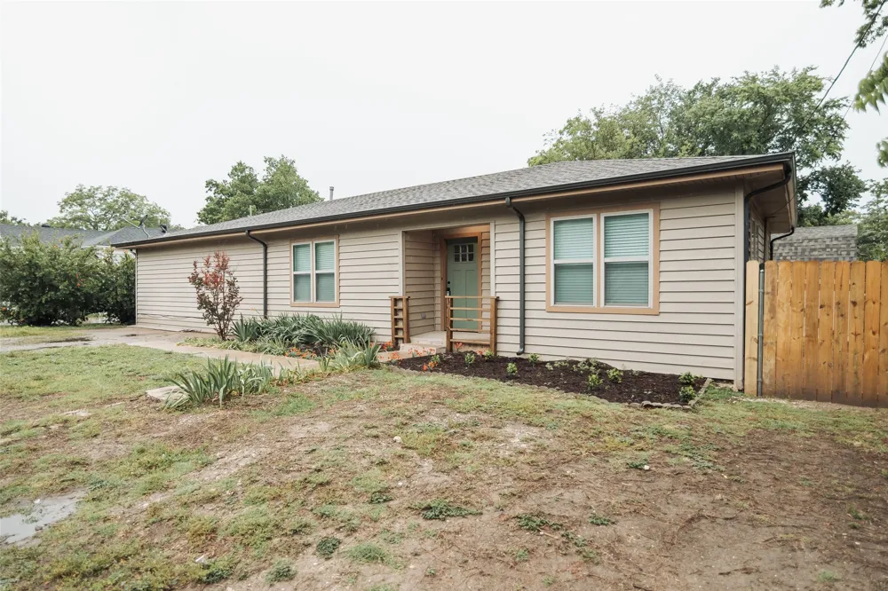305 Ball Street Tom Bean, TX 75491