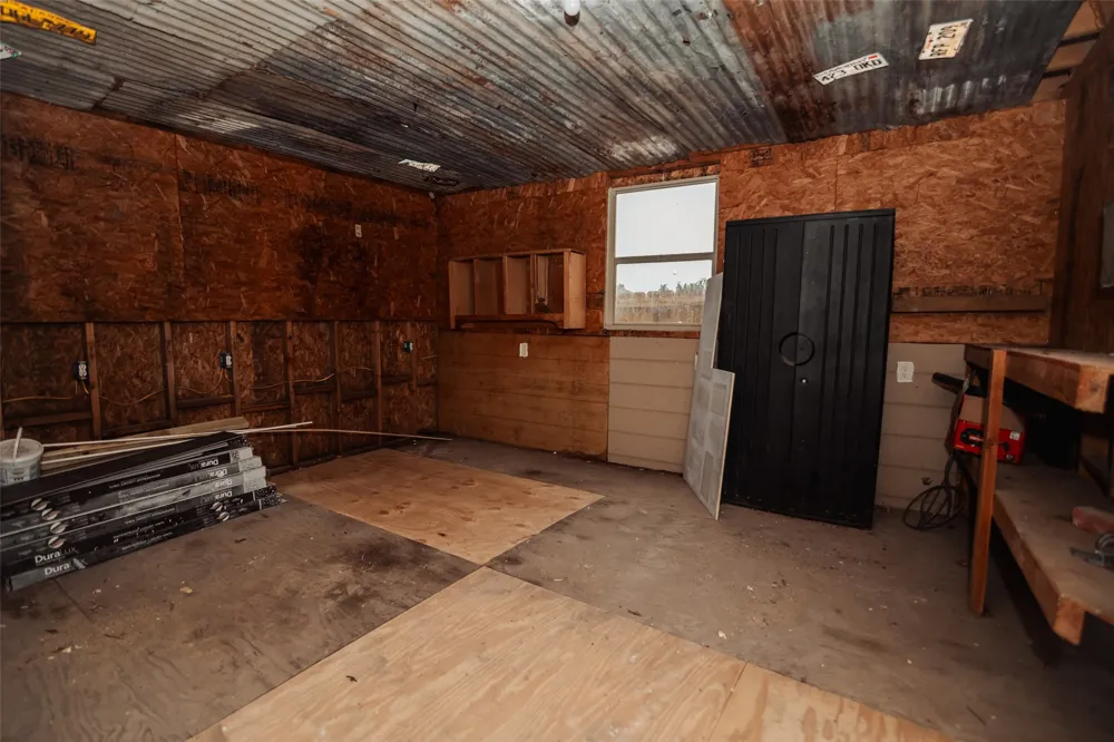 305 Ball Street Tom Bean, TX 75491