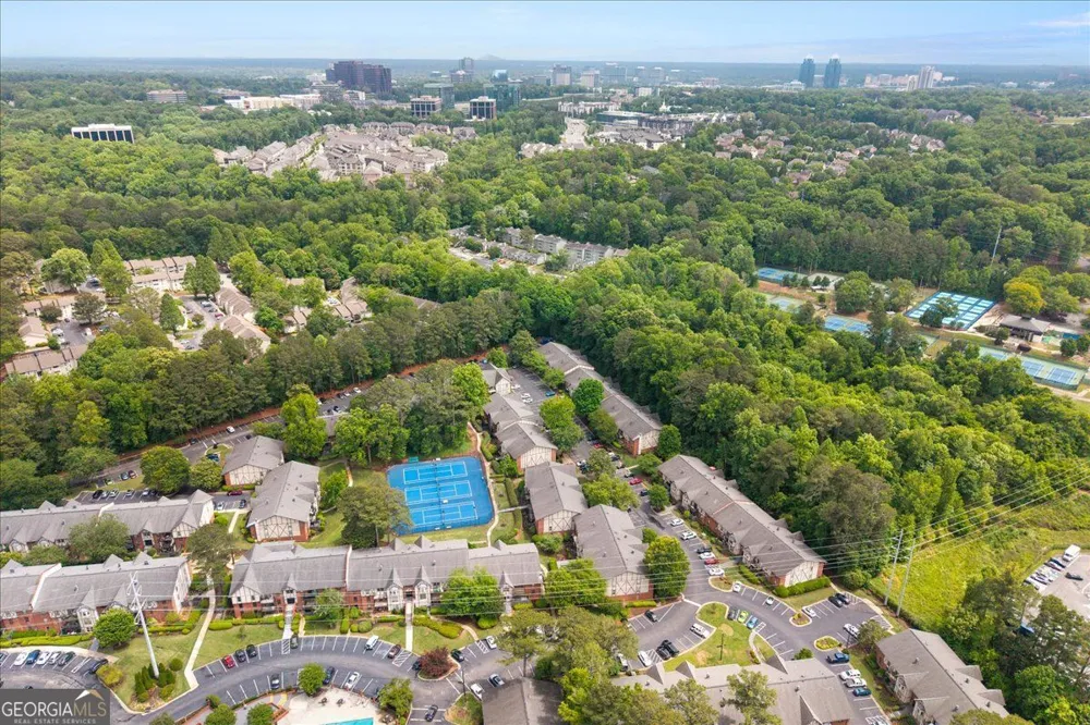 6851 Roswell RD Sandy Springs, GA 30328