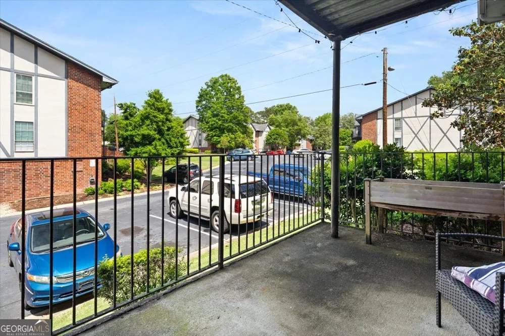 6851 Roswell RD Sandy Springs, GA 30328