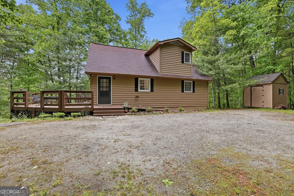 15 Mississippi LN Tiger, GA 30576