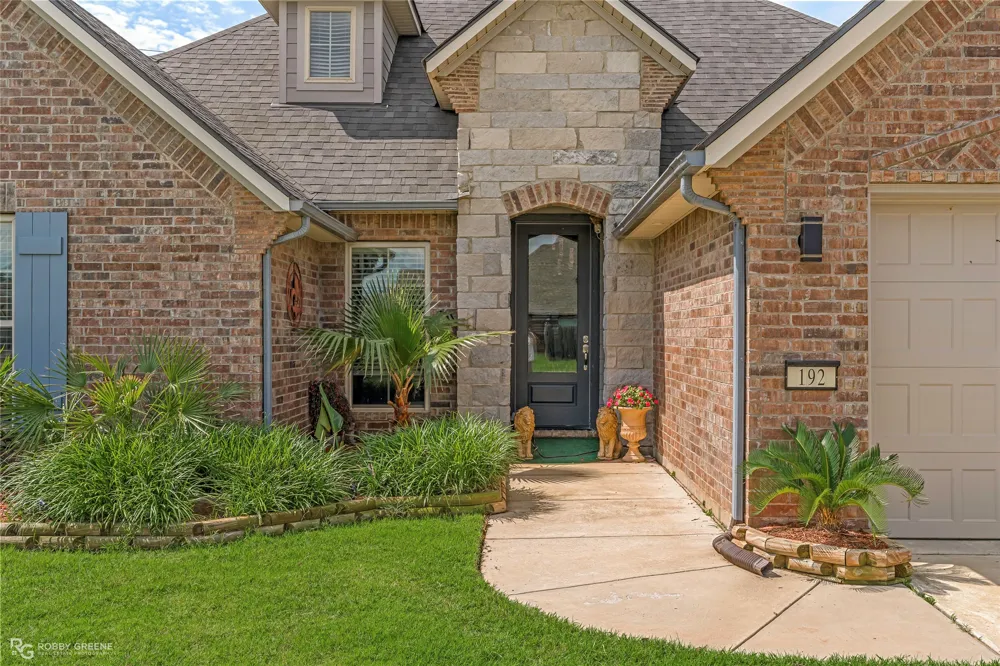 192 Cullom Drive Bossier City, LA 71112