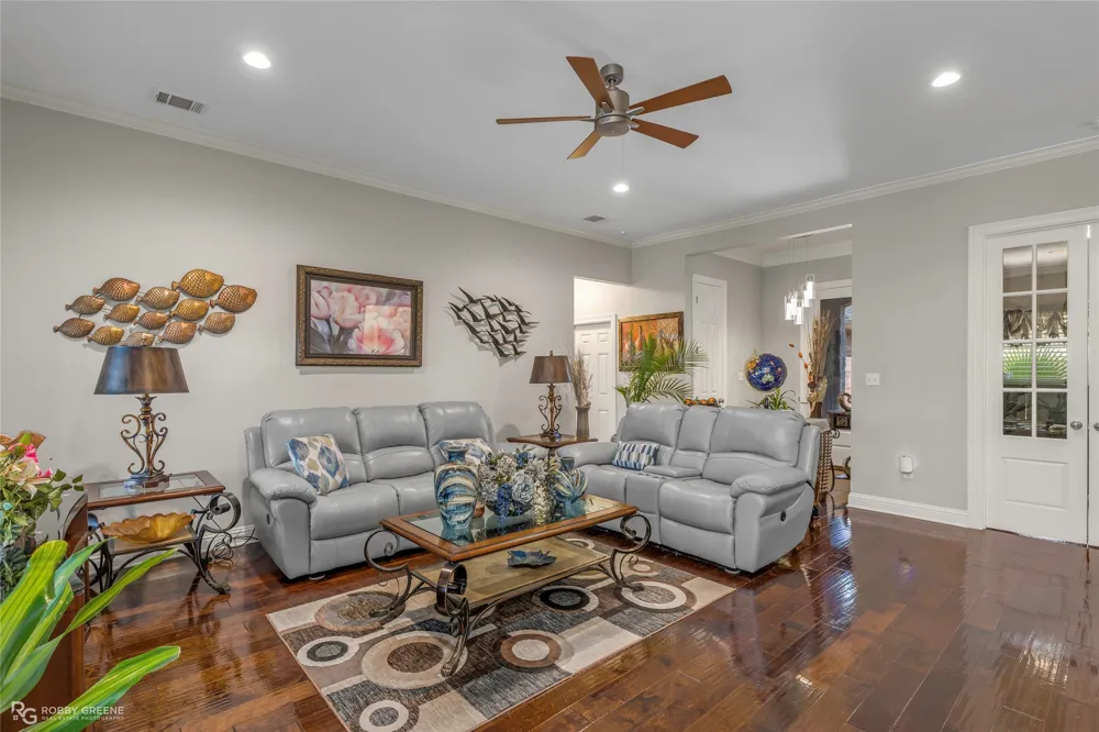 192 Cullom Drive Bossier City, LA 71112