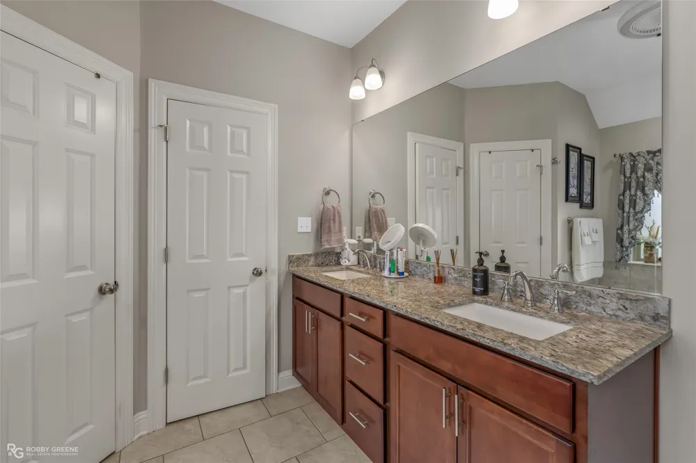 192 Cullom Drive Bossier City, LA 71112