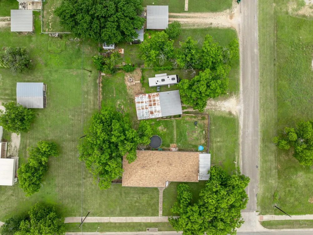 9338 5th Street Crawford, TX 76638