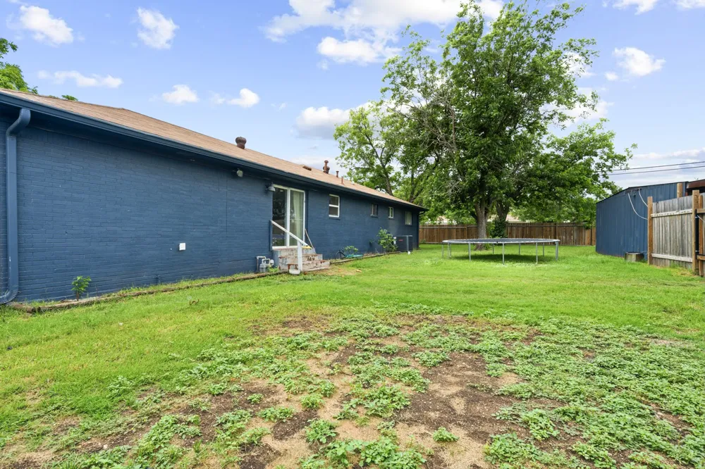 9338 5th Street Crawford, TX 76638