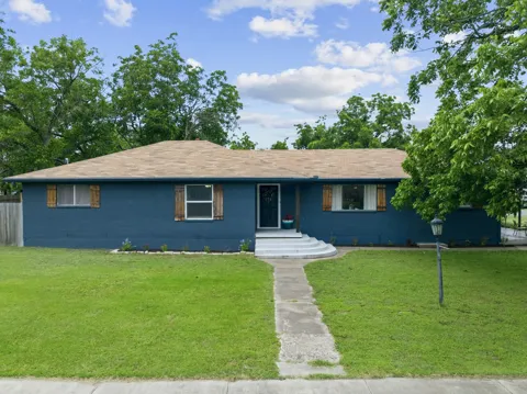 9338 5th Street