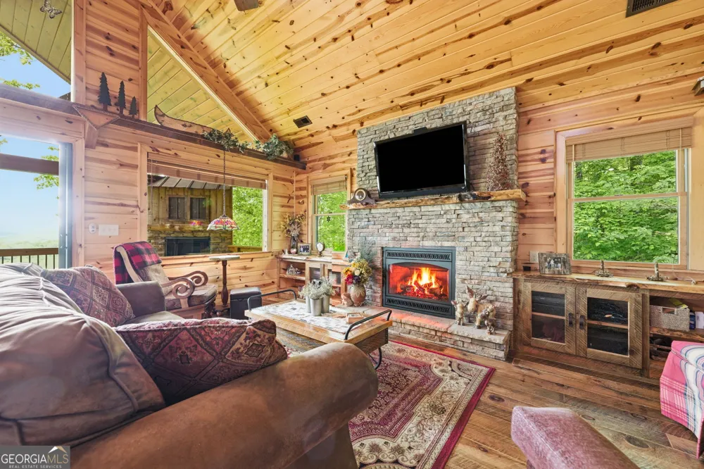 97 Sugarwood DR Murphy, NC 28906