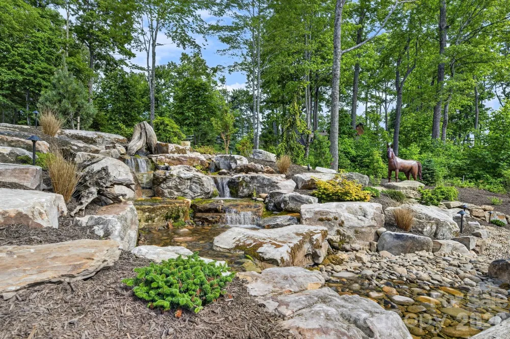 270 Osprey Drive Banner Elk, NC 28604