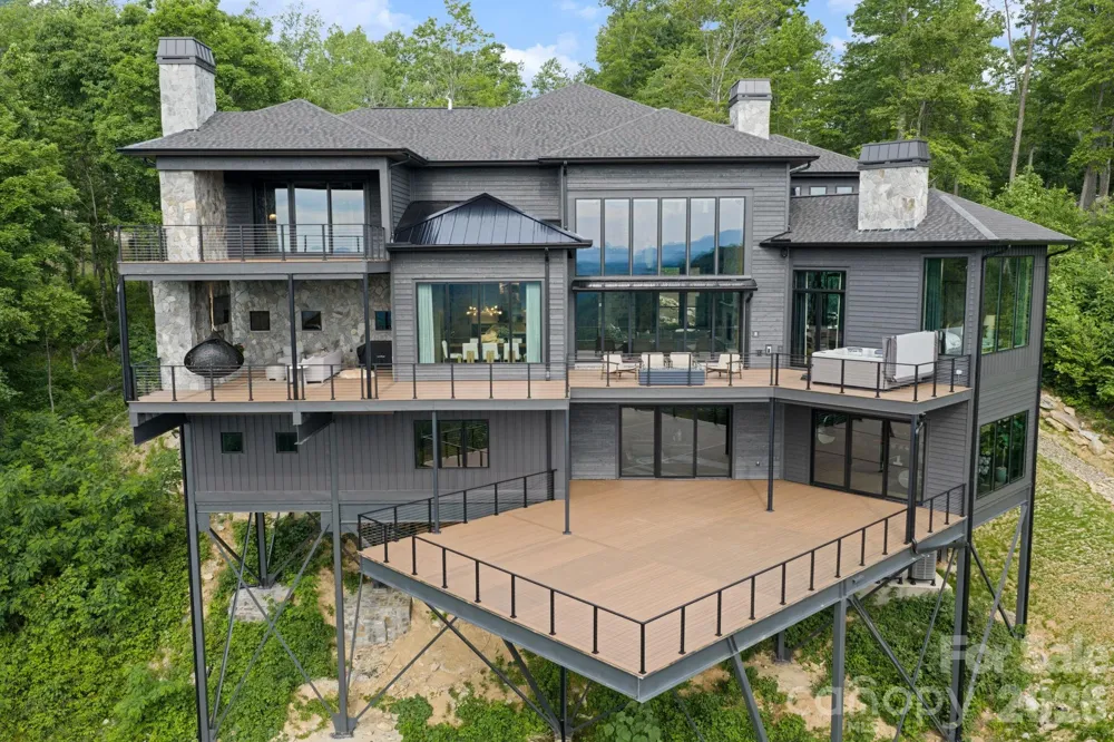 270 Osprey Drive Banner Elk, NC 28604
