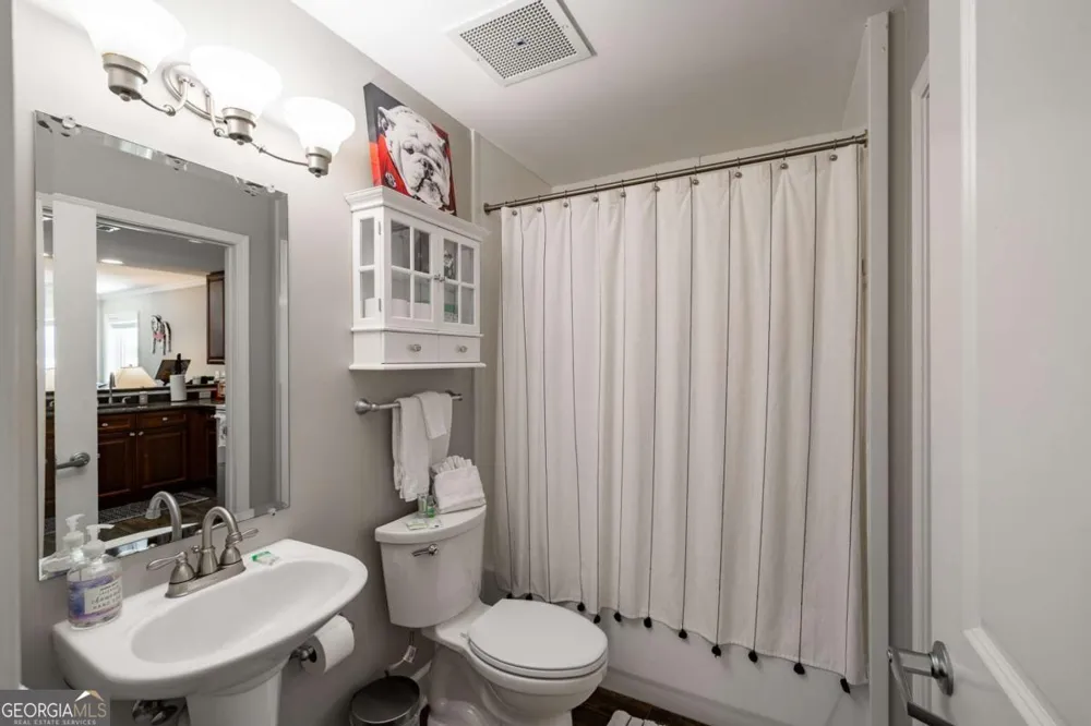 250 Broad ST Athens, GA 30601