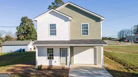 24 Williams DR