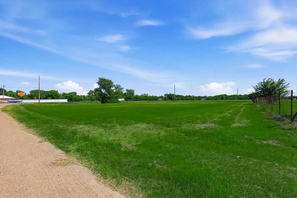 Hawk Lane Red Oak, TX 75154