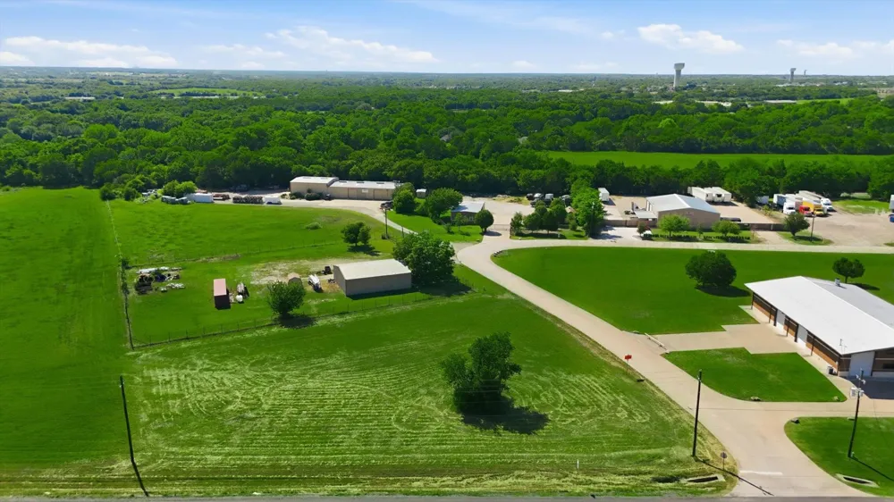 Hawk Lane Red Oak, TX 75154