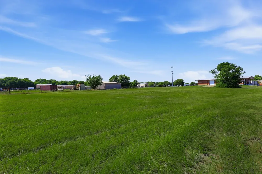 Hawk Lane Red Oak, TX 75154