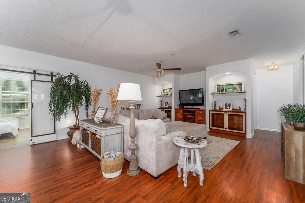 5512 Newton RD Blackshear, GA 31516