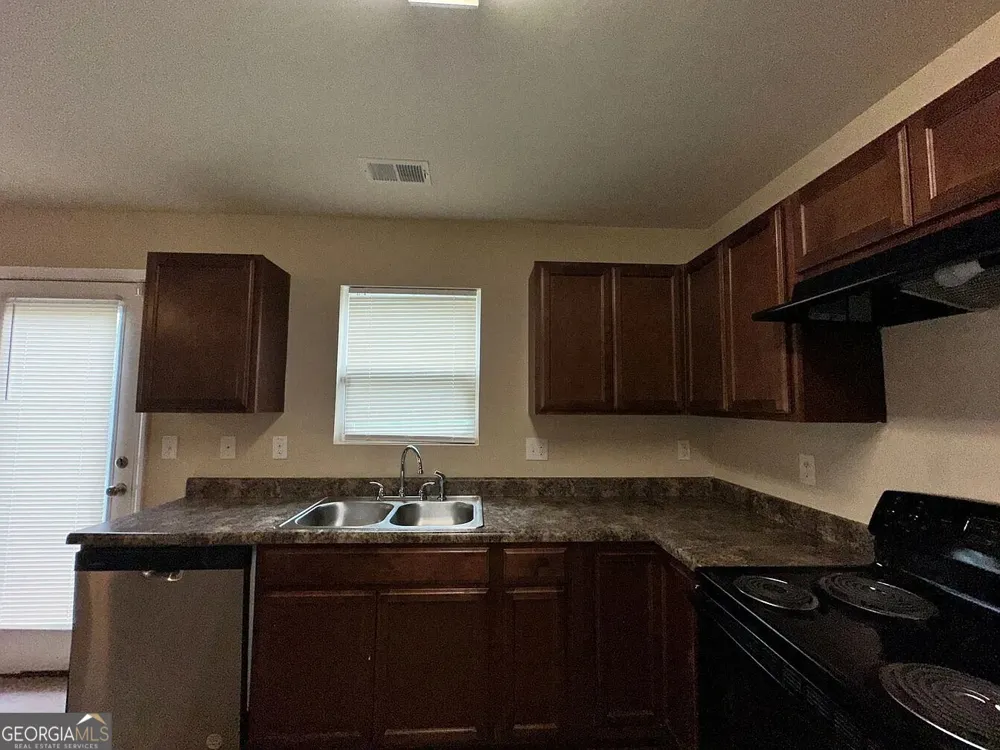 1578 Onalee DR Hampton, GA 30228