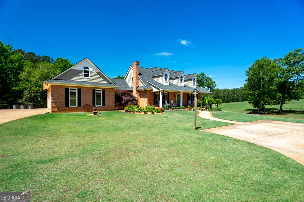 529 Floyd RD Pine Mountain, GA 31822