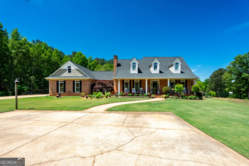 529 Floyd RD Pine Mountain, GA 31822