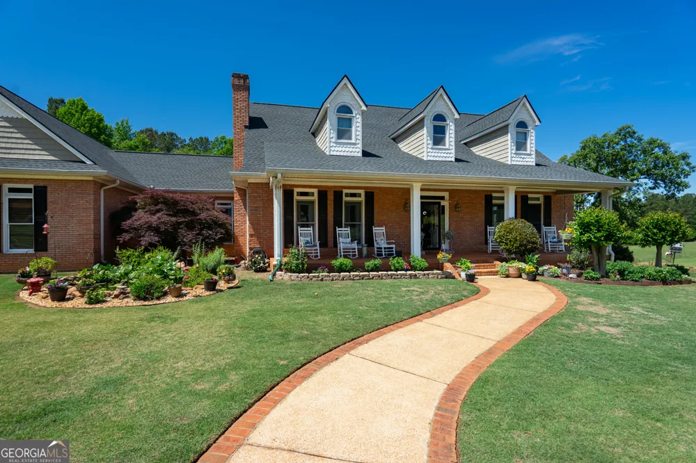 529 Floyd RD Pine Mountain, GA 31822