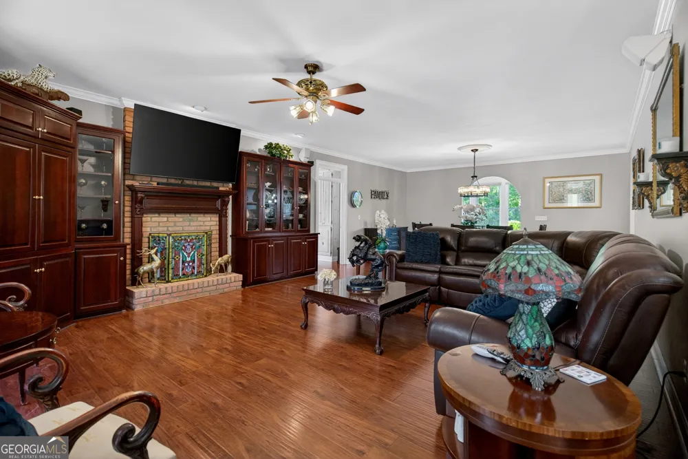 529 Floyd RD Pine Mountain, GA 31822